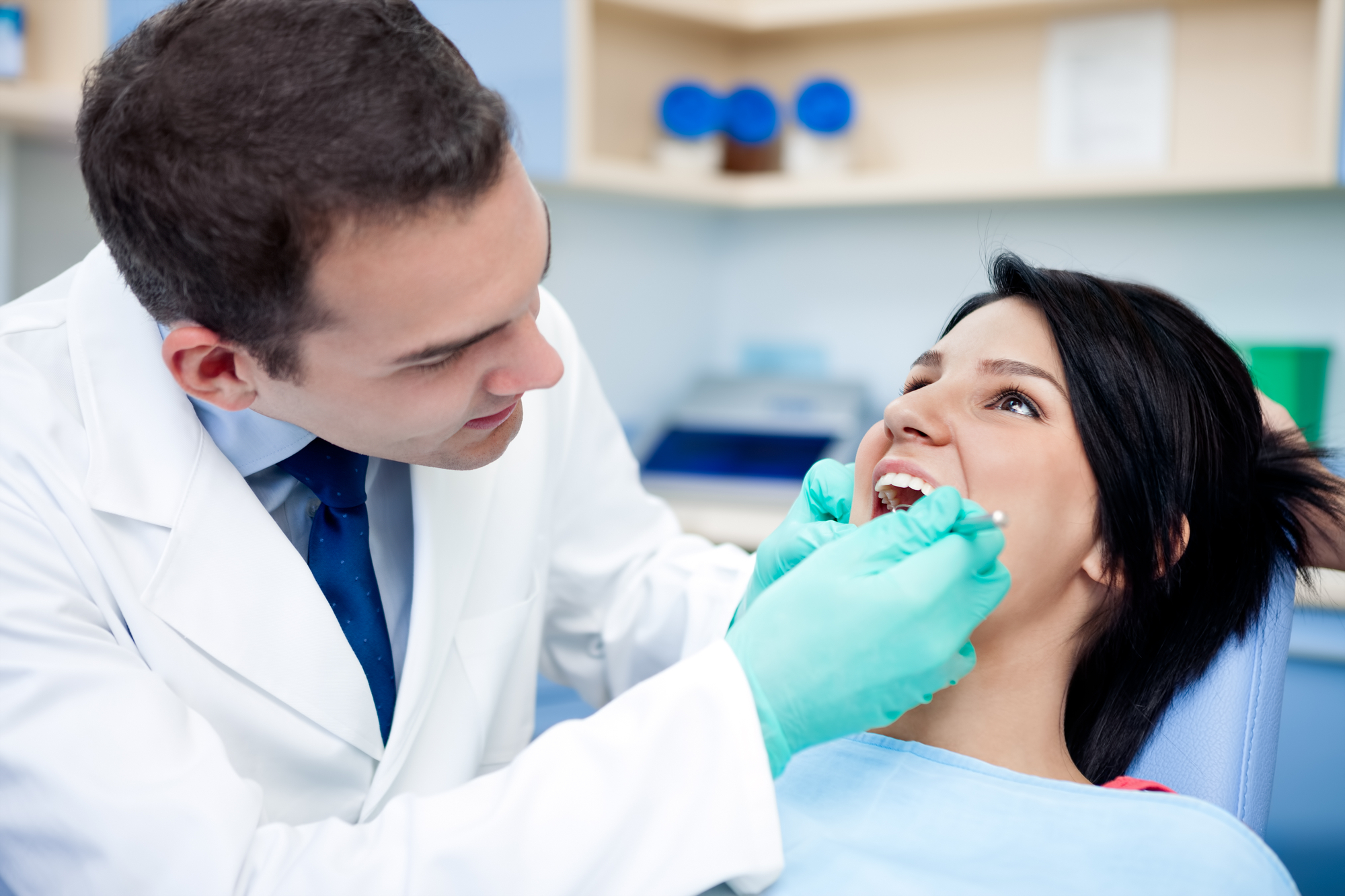 Polacy boją się dentysty. Jak lekarze dentyści mogą budować pozytywny wizerunek?
